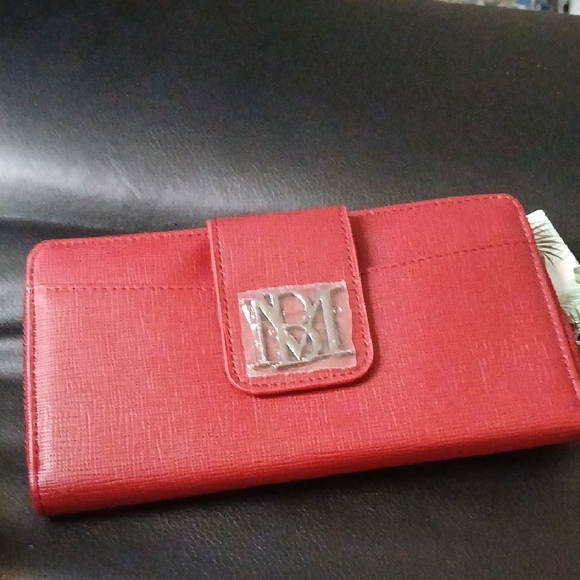 Badgley Mischka Handbags - Badgley Mischka Red Accessory